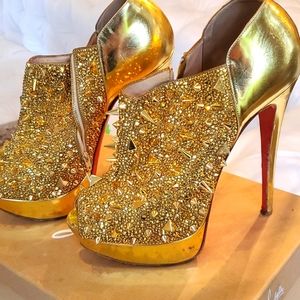 CHRISTIAN LOUBOUTIN GOLD SPIKE